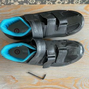 Shimano indoor cycling shoes. Size 40 (7.5 US)